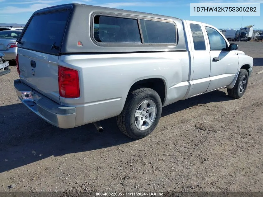 2005 Dodge Dakota Slt VIN: 1D7HW42K75S306282 Lot: 40822605