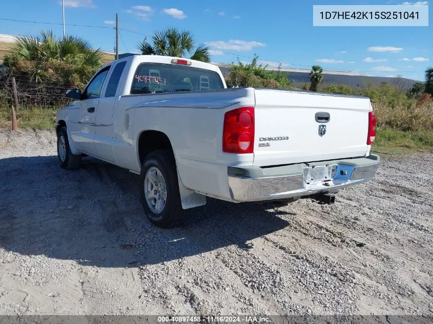 2005 Dodge Dakota Slt VIN: 1D7HE42K15S251041 Lot: 40897458