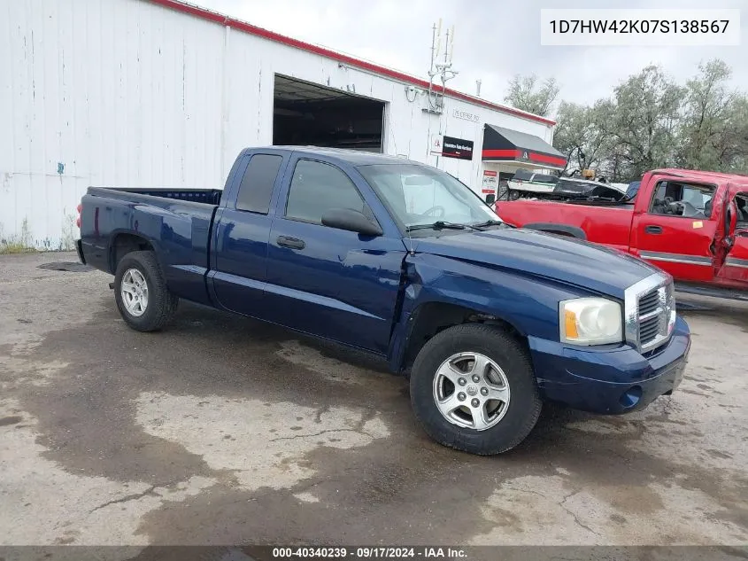 2007 Dodge Dakota Slt VIN: 1D7HW42K07S138567 Lot: 40340239