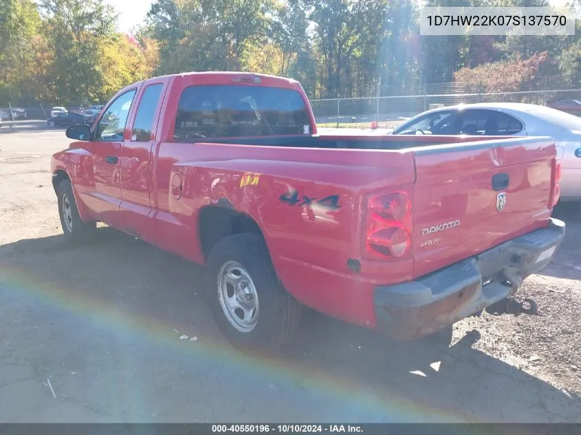 2007 Dodge Dakota St VIN: 1D7HW22K07S137570 Lot: 40550196