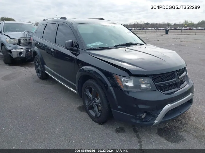 2018 Dodge Journey Crossroad VIN: 3C4PDCGG5JT352289 Lot: 40470296