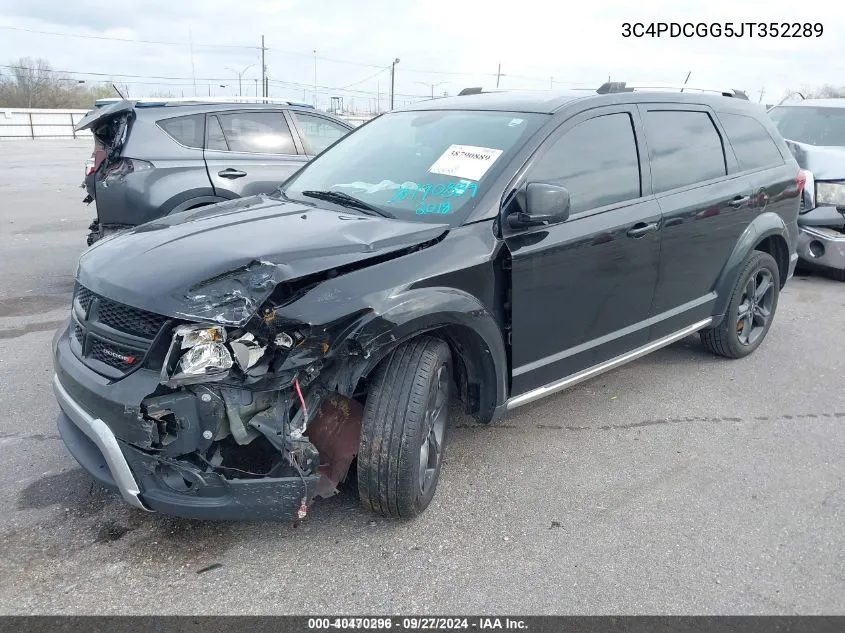 3C4PDCGG5JT352289 2018 Dodge Journey Crossroad