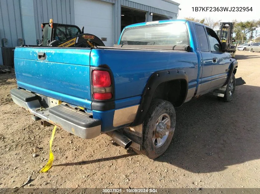 1998 Dodge Ram 2500 VIN: 1B7KF2363WJ232954 Lot: 30037821