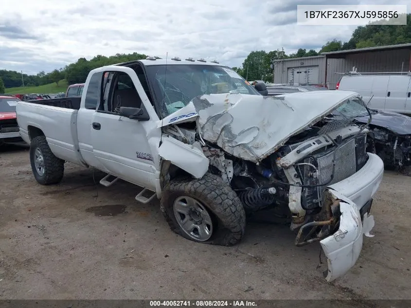 1999 Dodge Ram 2500 St VIN: 1B7KF2367XJ595856 Lot: 40052741