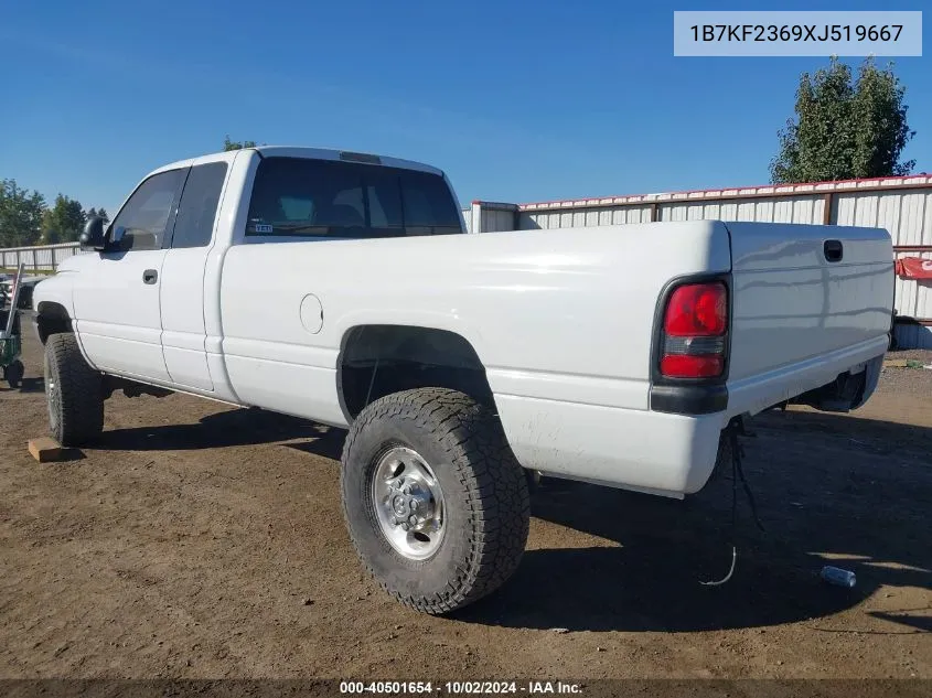 1B7KF2369XJ519667 1999 Dodge Ram 2500 St