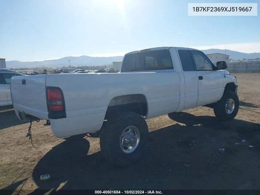 1B7KF2369XJ519667 1999 Dodge Ram 2500 St