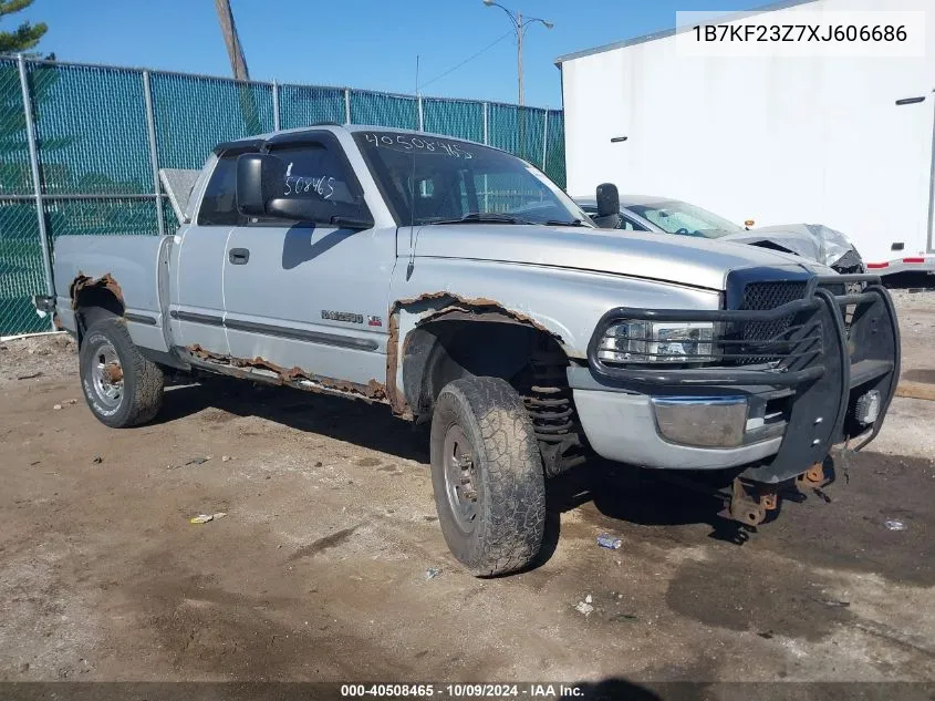 1999 Dodge Ram 2500 St VIN: 1B7KF23Z7XJ606686 Lot: 40508465