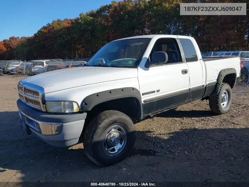 1999 Dodge Ram 2500 St VIN: 1B7KF23ZXXJ609047 Lot: 40640780