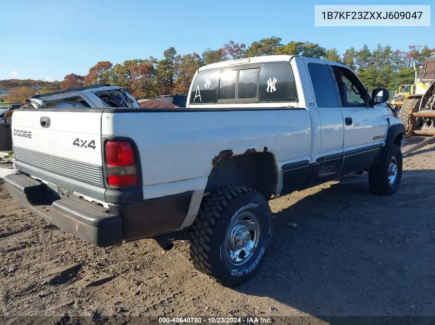 1999 Dodge Ram 2500 St VIN: 1B7KF23ZXXJ609047 Lot: 40640780