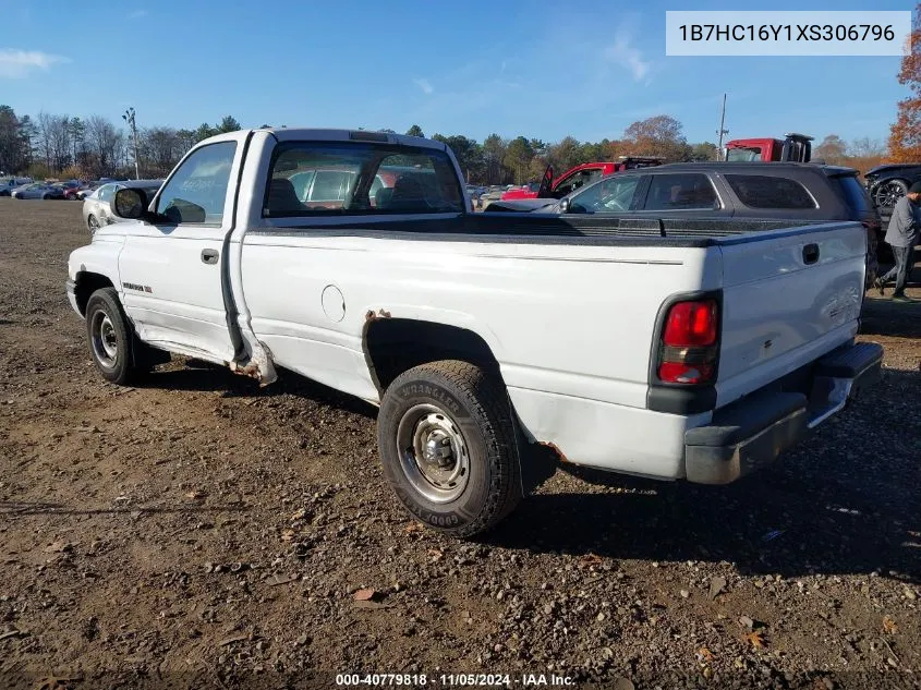 1999 Dodge Ram 1500 St VIN: 1B7HC16Y1XS306796 Lot: 40779818