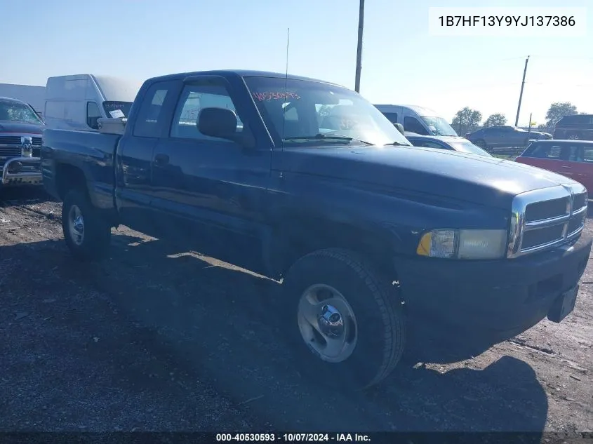 2000 Dodge Ram 1500 St VIN: 1B7HF13Y9YJ137386 Lot: 40530593