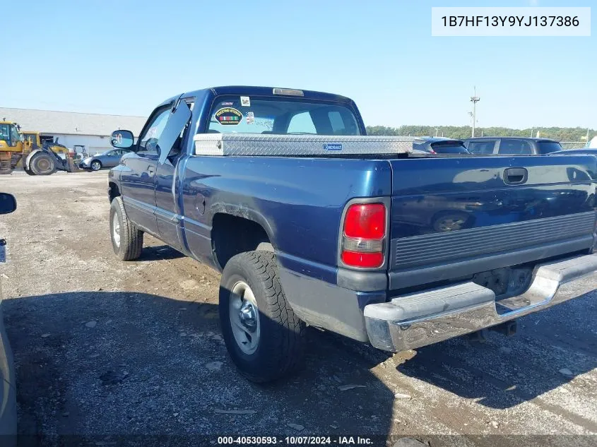 2000 Dodge Ram 1500 St VIN: 1B7HF13Y9YJ137386 Lot: 40530593