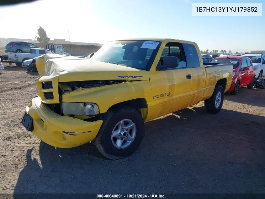 1B7HC13Y1YJ179852 2000 Dodge Ram 1500 St