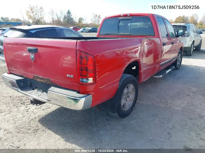 2005 Dodge Ram 1500 Slt/Laramie VIN: 1D7HA18N75J509256 Lot: 40670228