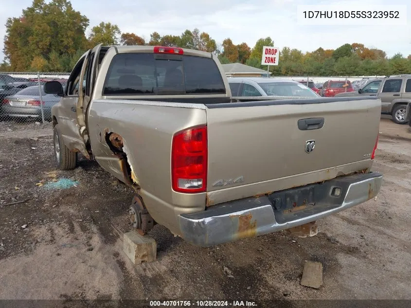 2005 Dodge Ram 1500 Slt/Laramie VIN: 1D7HU18D55S323952 Lot: 40701756