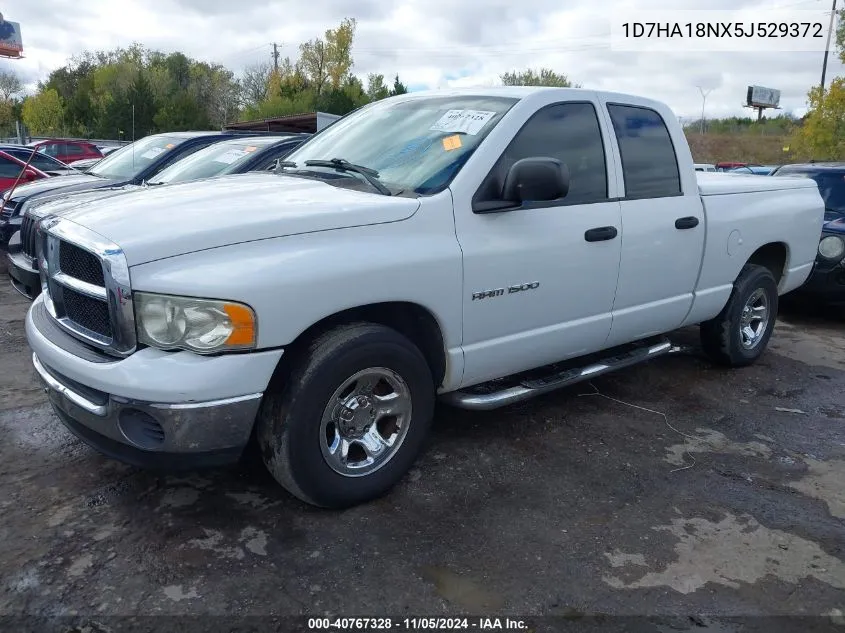 2005 Dodge Ram 1500 Slt/Laramie VIN: 1D7HA18NX5J529372 Lot: 40767328