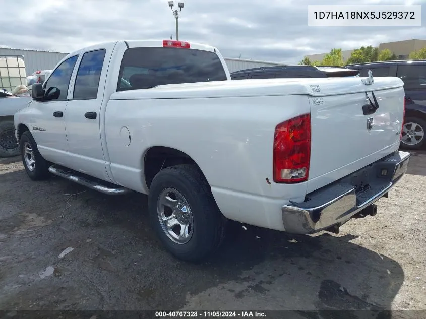 2005 Dodge Ram 1500 Slt/Laramie VIN: 1D7HA18NX5J529372 Lot: 40767328