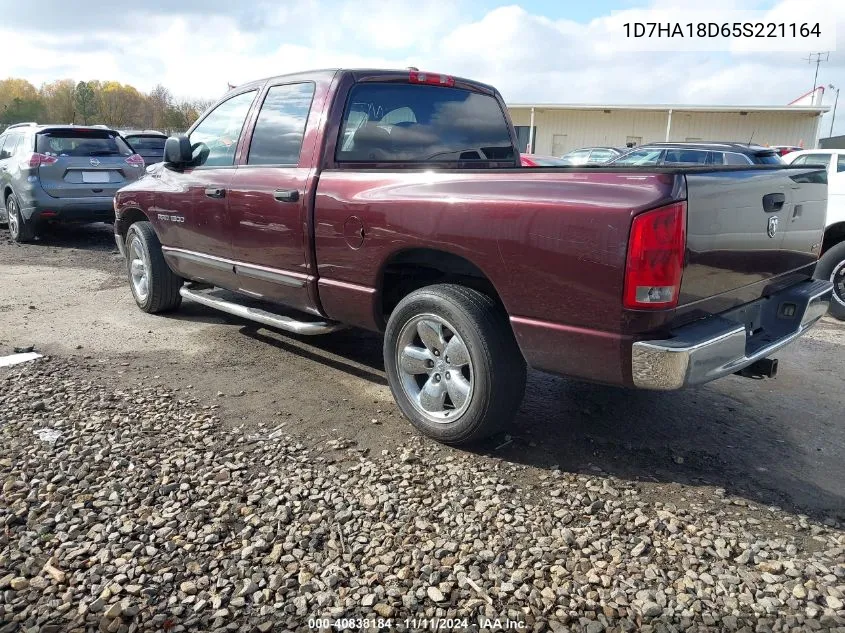 2005 Dodge Ram 1500 Slt/Laramie VIN: 1D7HA18D65S221164 Lot: 40838184