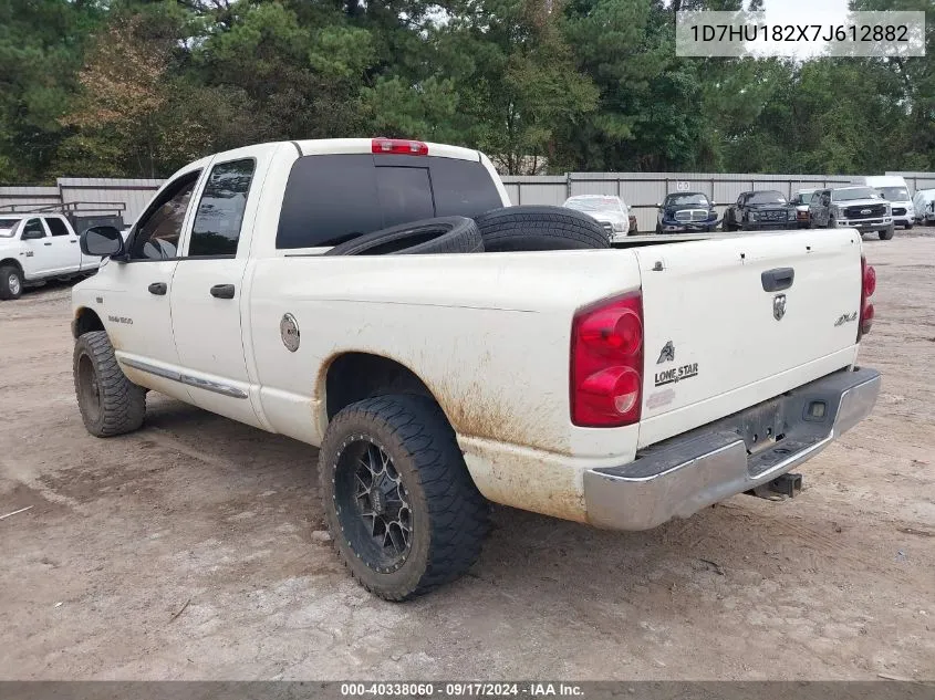 2007 Dodge Ram 1500 Slt/Trx4 Off Road/Sport VIN: 1D7HU182X7J612882 Lot: 40338060