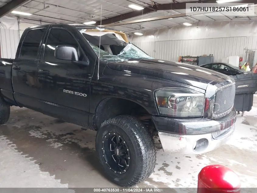 2007 Dodge Ram 1500 Slt/Trx4 Off Road/Sport VIN: 1D7HU18257S186061 Lot: 40763530