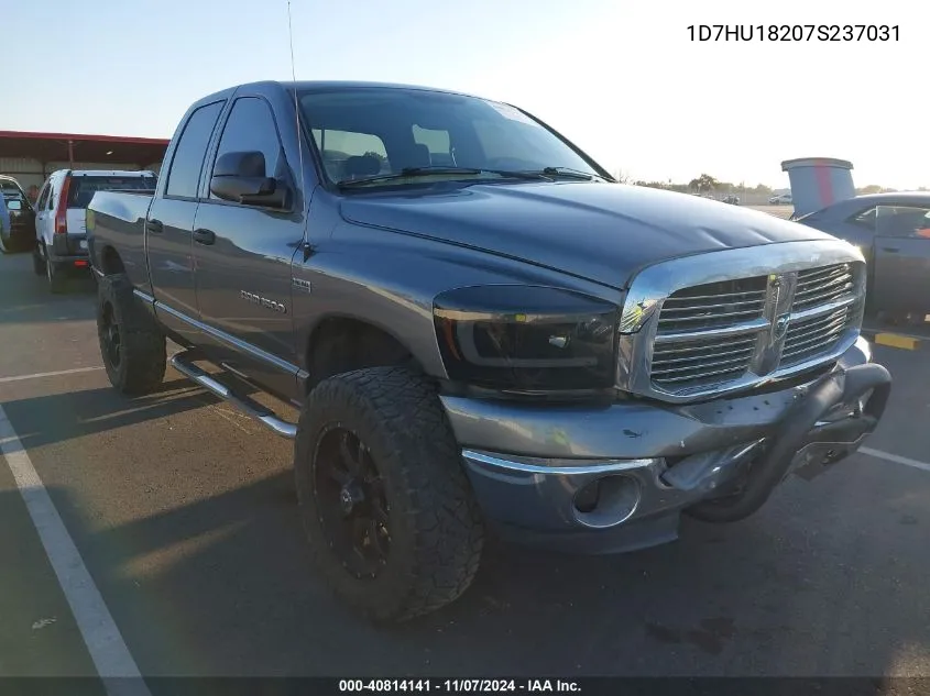 2007 Dodge Ram 1500 Slt/Trx4 Off Road/Sport VIN: 1D7HU18207S237031 Lot: 40814141