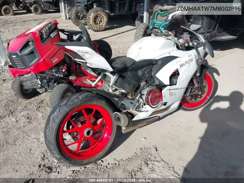 2021 Ducati Panigale V2 VIN: ZDMHAATW7MB002896 Lot: 40650781