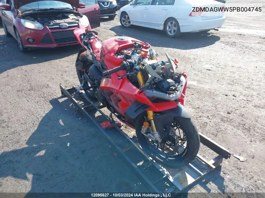 ZDMDAGWW5PB004745 2023 Ducati Panigale V4S