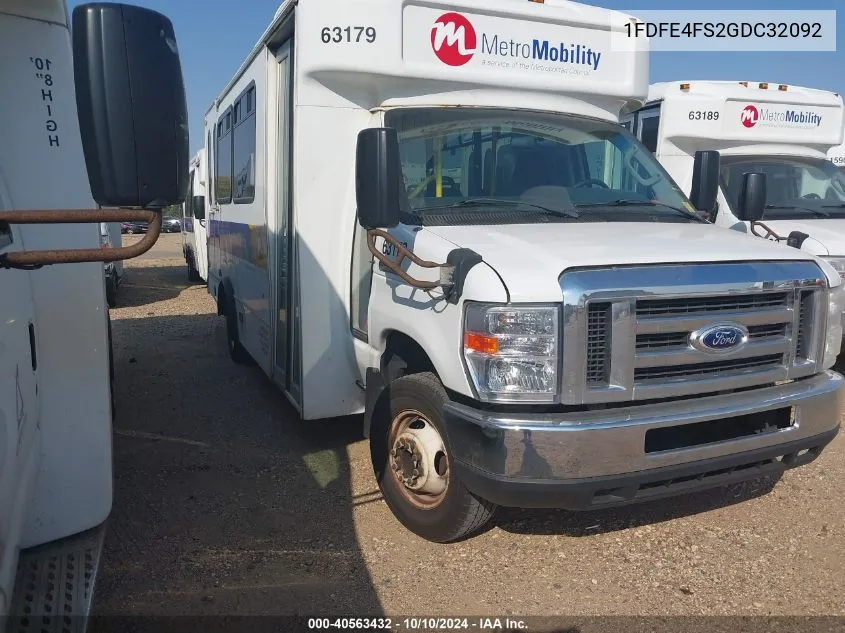 2016 Ford E-450 Cutaway VIN: 1FDFE4FS2GDC32092 Lot: 40563432