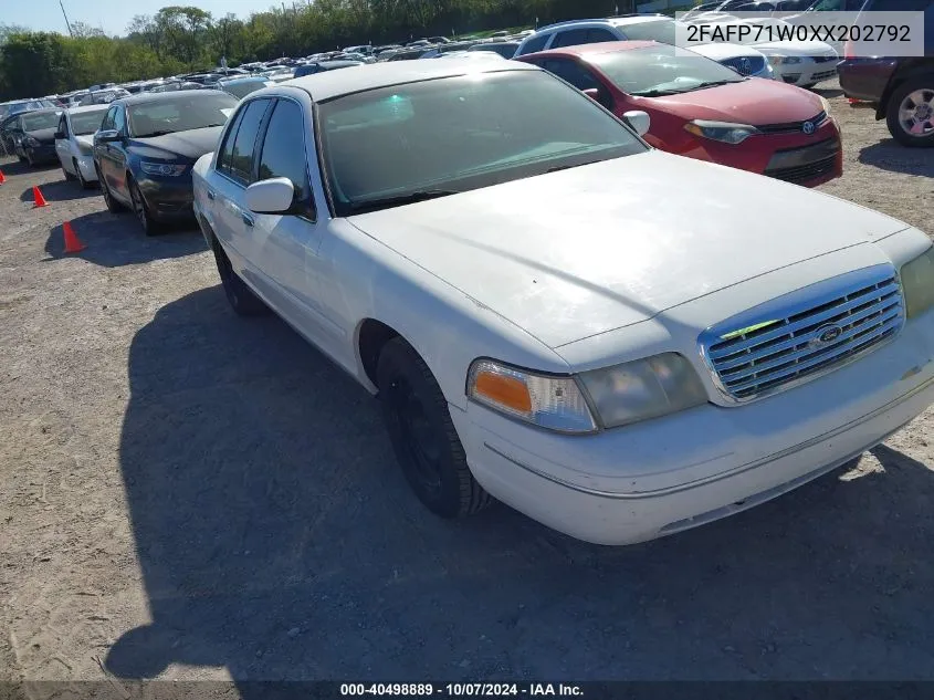 1999 Ford Crown Victoria Police Interceptor VIN: 2FAFP71W0XX202792 Lot: 40498889