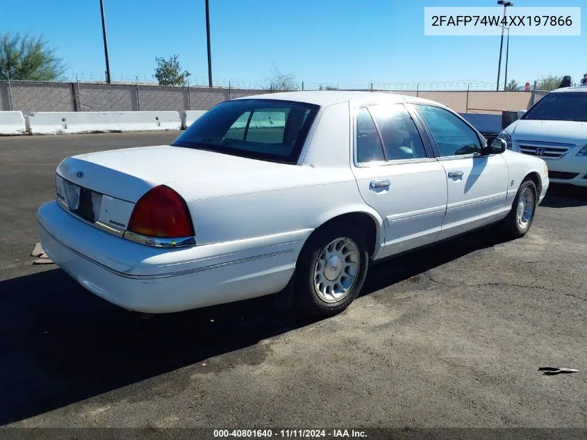 1999 Ford Crown Victoria Lx VIN: 2FAFP74W4XX197866 Lot: 40801640