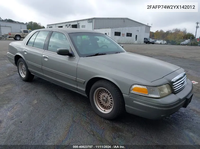 2000 Ford Crown Victoria Lx VIN: 2FAFP74W2YX142012 Lot: 40823707