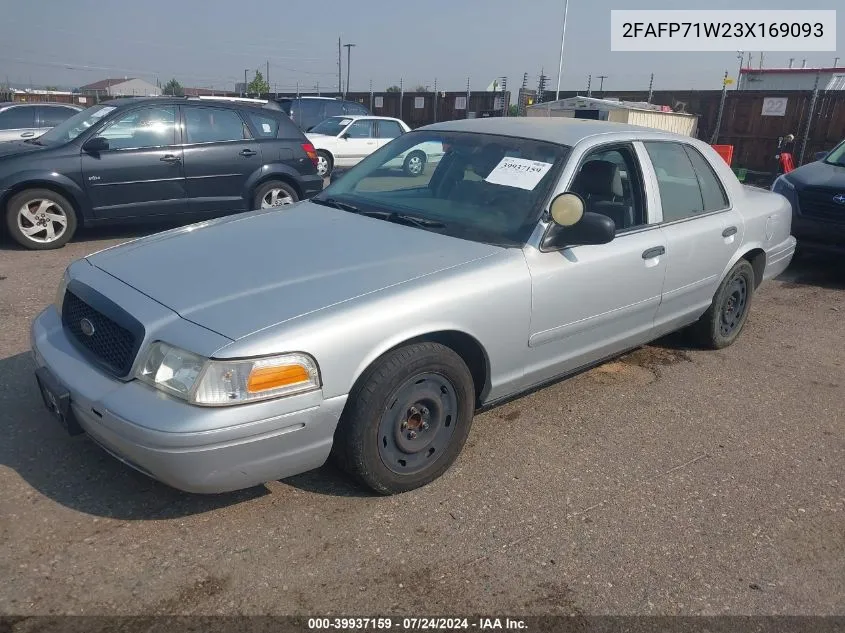 2003 Ford Crown Victoria Police VIN: 2FAFP71W23X169093 Lot: 39937159