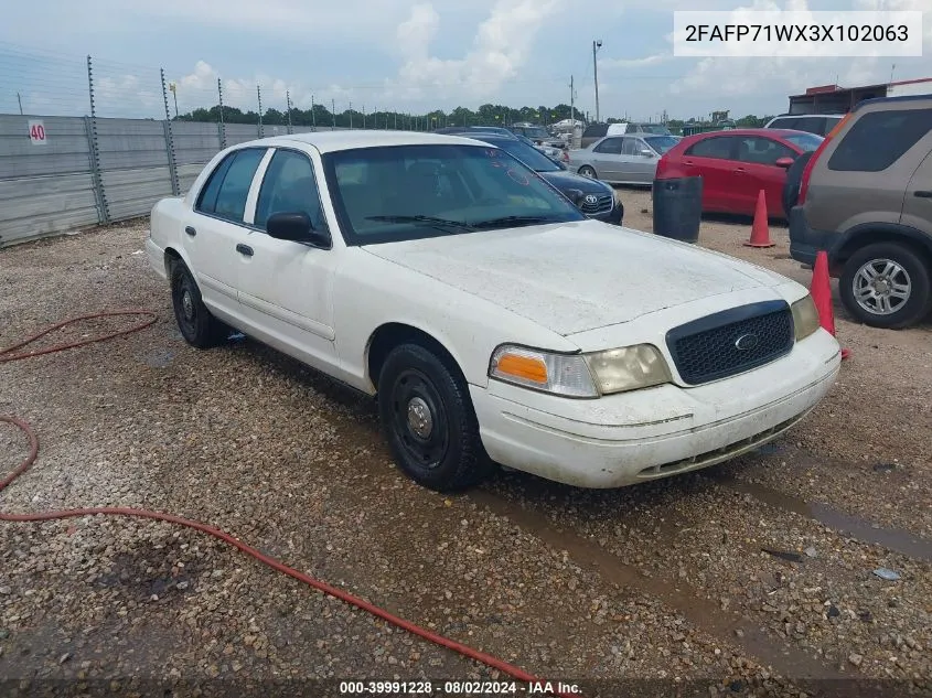 2003 Ford Crown Victoria Police VIN: 2FAFP71WX3X102063 Lot: 39991228