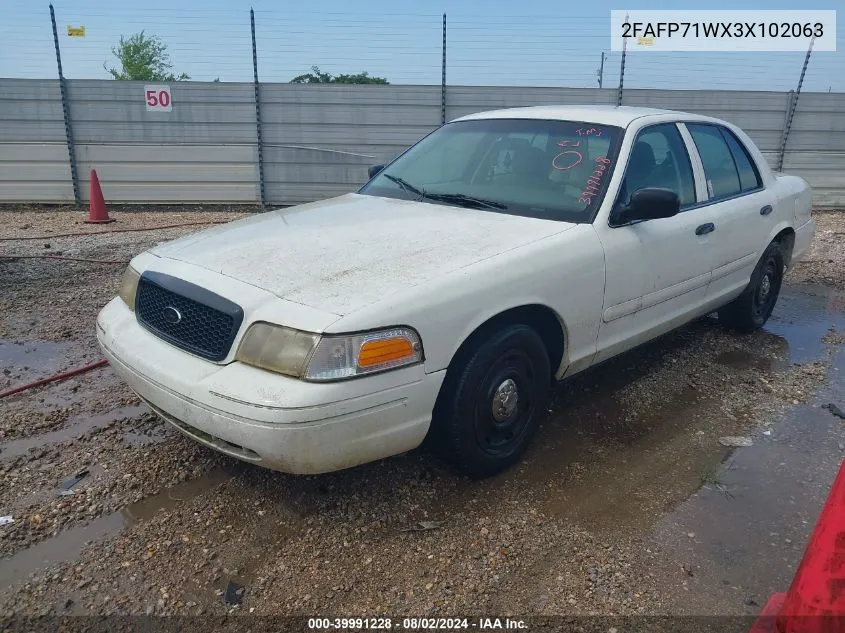 2003 Ford Crown Victoria Police VIN: 2FAFP71WX3X102063 Lot: 39991228