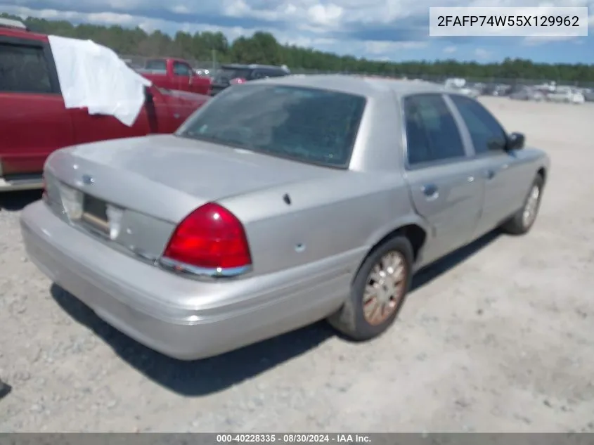 2005 Ford Crown Victoria Lx/Lx Sport VIN: 2FAFP74W55X129962 Lot: 40228335