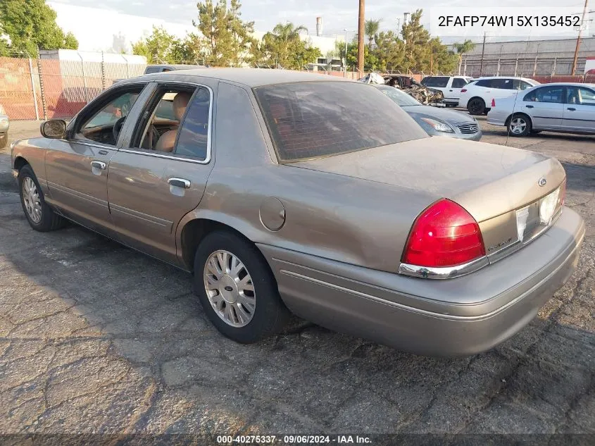 2005 Ford Crown Victoria Lx/Lx Sport VIN: 2FAFP74W15X135452 Lot: 40275337