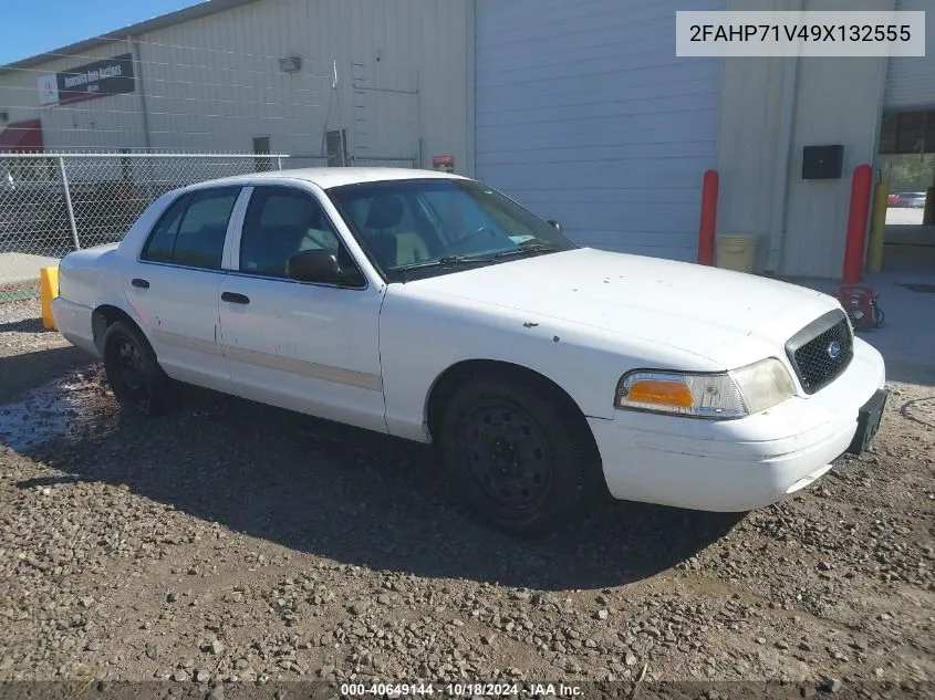 2009 Ford Crown Victoria Police/Police Interceptor VIN: 2FAHP71V49X132555 Lot: 40649144