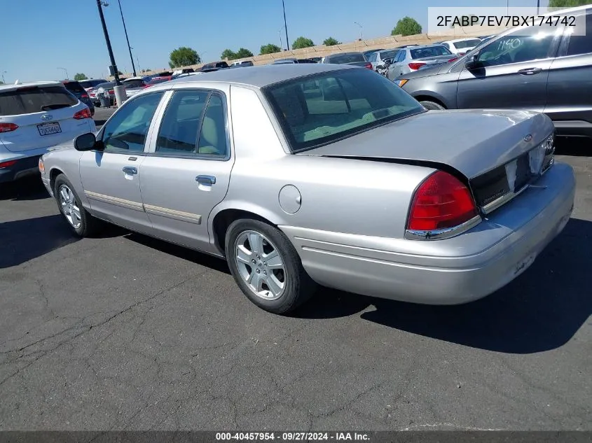 2011 Ford Crown Victoria Lx VIN: 2FABP7EV7BX174742 Lot: 40457954