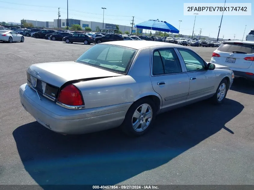 2011 Ford Crown Victoria Lx VIN: 2FABP7EV7BX174742 Lot: 40457954