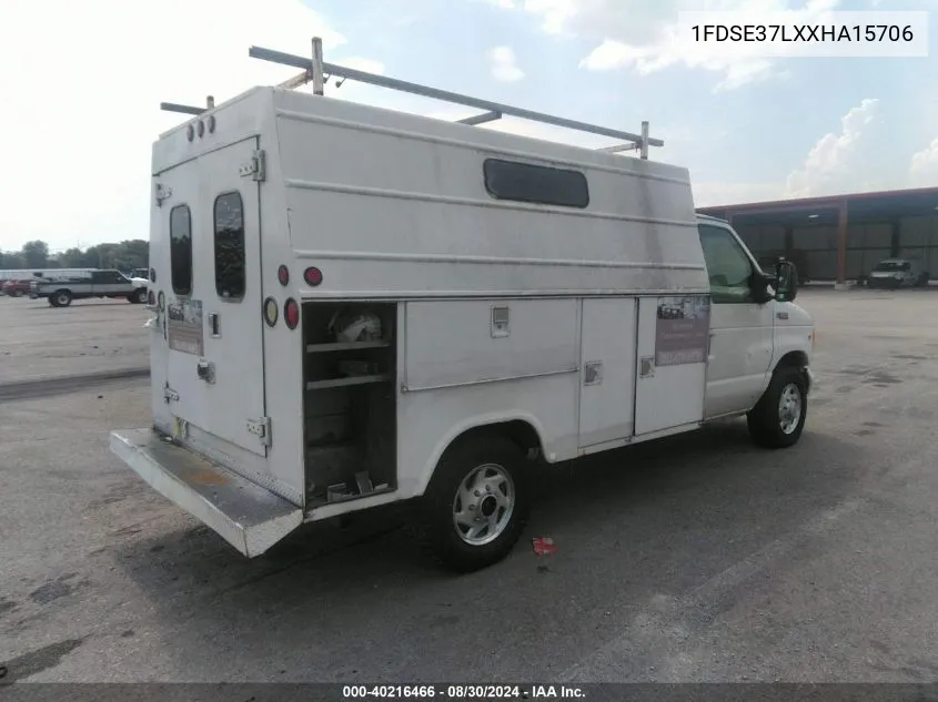 1999 Ford E-350 Comm. Cutaway Standard VIN: 1FDSE37LXXHA15706 Lot: 40216466