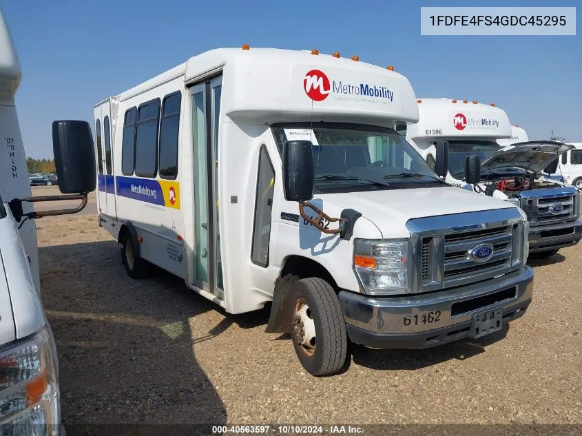 2016 Ford E-450 Cutaway VIN: 1FDFE4FS4GDC45295 Lot: 40563597