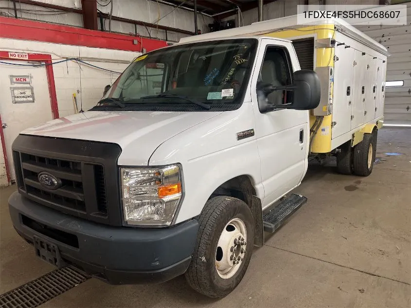 2017 Ford E-450 Cutaway VIN: 1FDXE4FS5HDC68607 Lot: 40322459