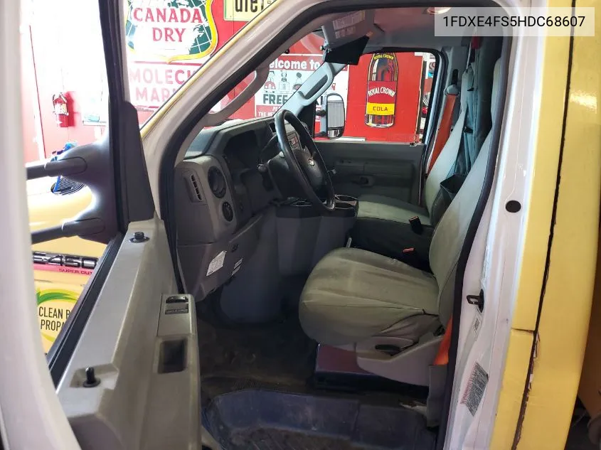 1FDXE4FS5HDC68607 2017 Ford E-450 Cutaway