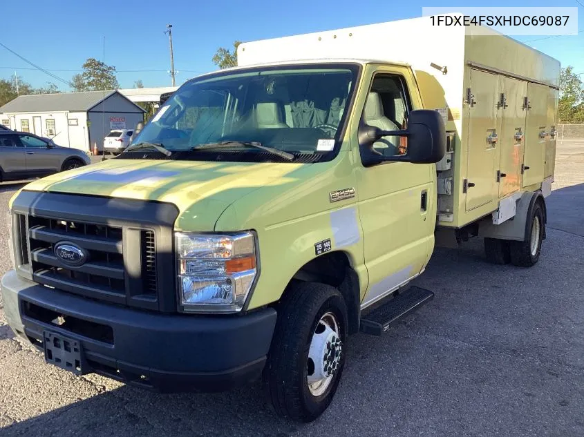 2017 Ford E-450 Cutaway VIN: 1FDXE4FSXHDC69087 Lot: 40589059