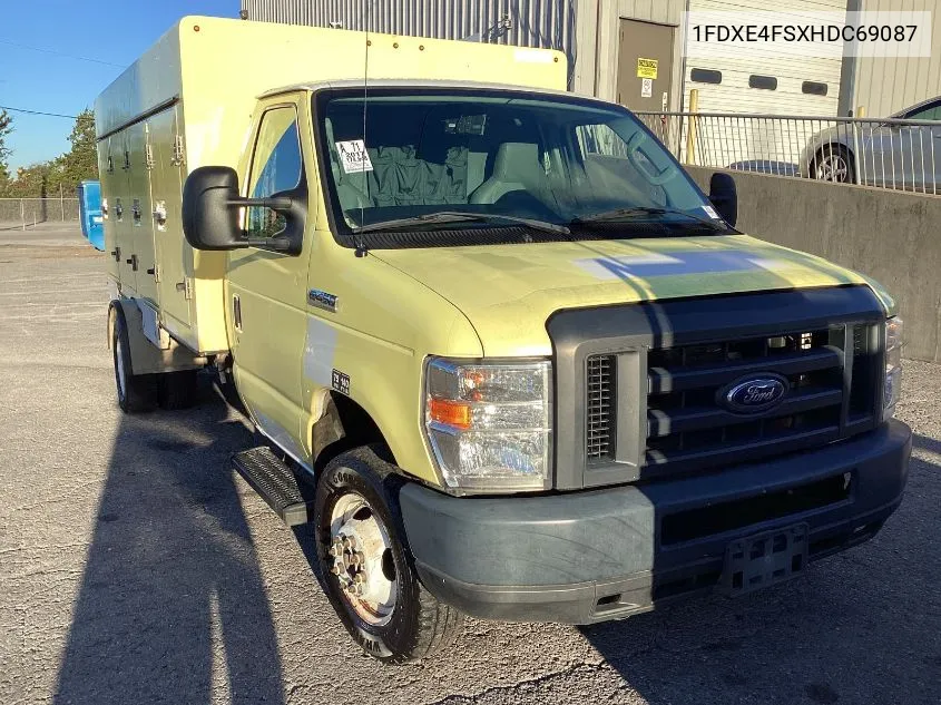 2017 Ford E-450 Cutaway VIN: 1FDXE4FSXHDC69087 Lot: 40589059