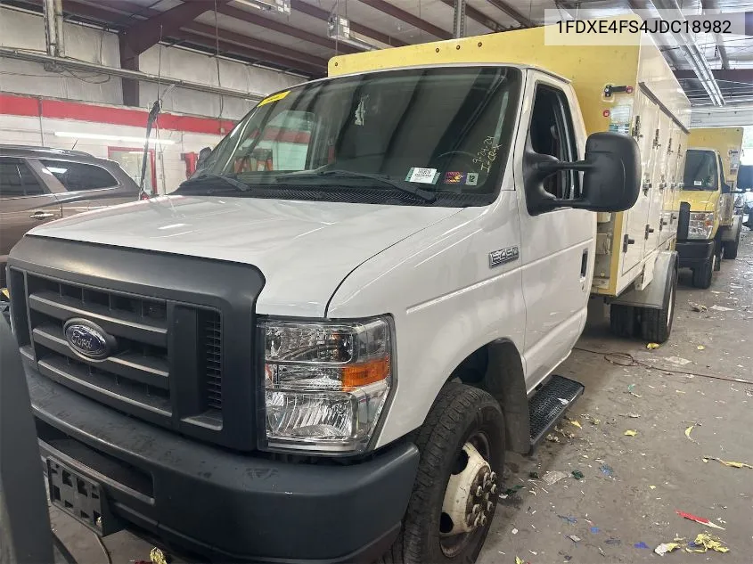 2018 Ford E-450 Cutaway VIN: 1FDXE4FS4JDC18982 Lot: 40685589