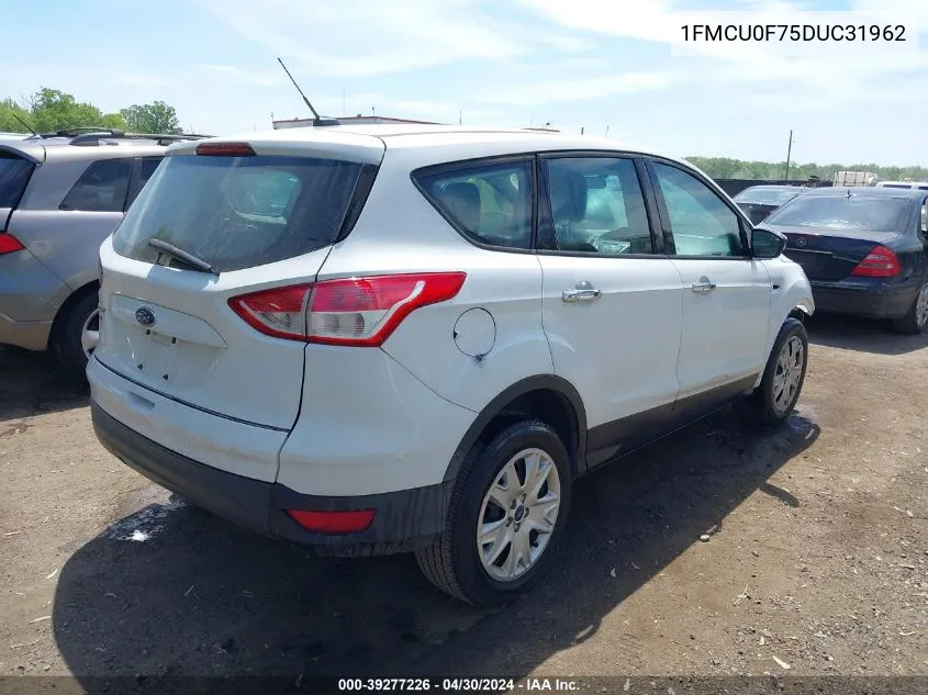 2013 Ford Escape S VIN: 1FMCU0F75DUC31962 Lot: 39277226