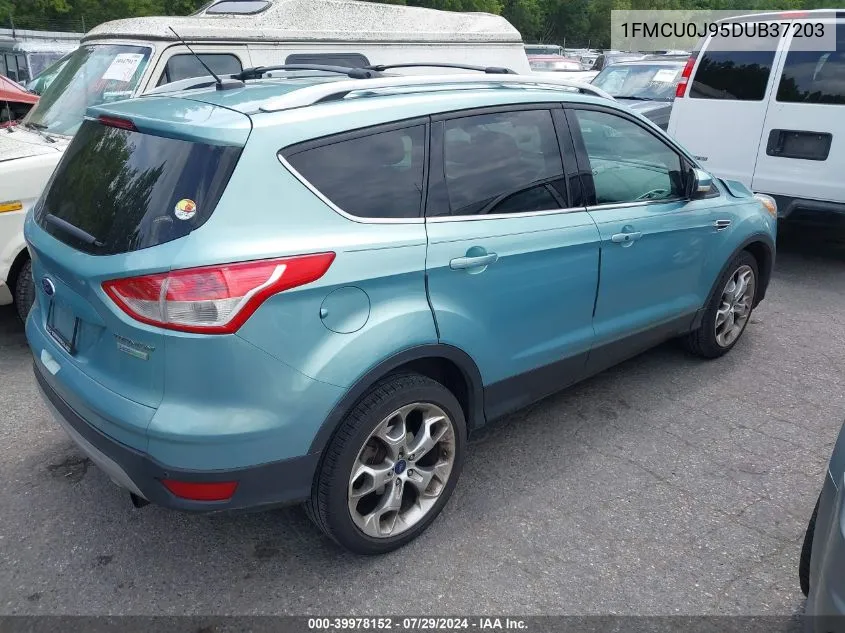 1FMCU0J95DUB37203 2013 Ford Escape Titanium