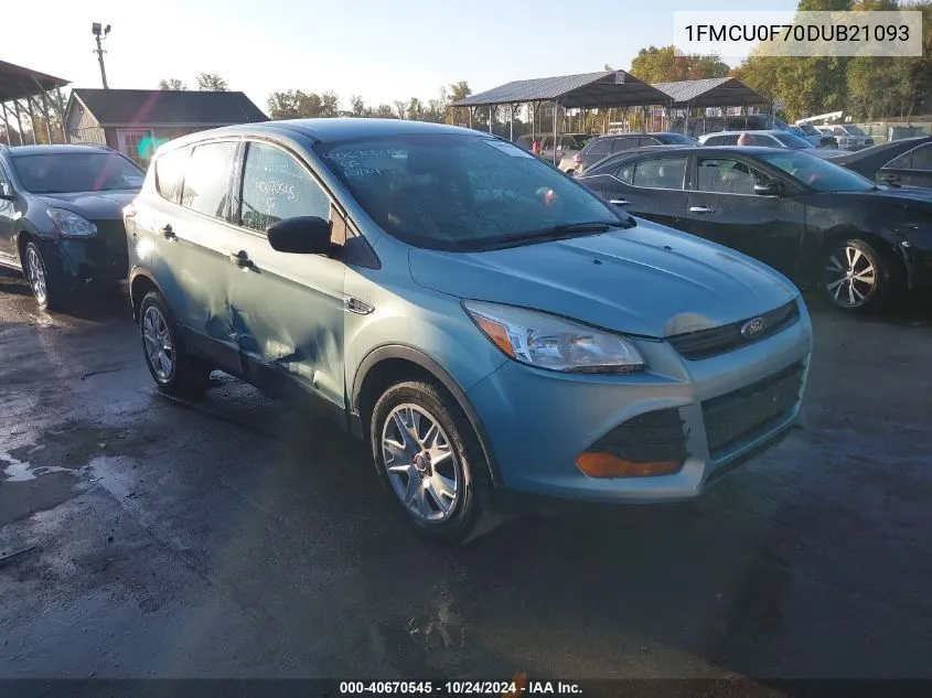 2013 Ford Escape S VIN: 1FMCU0F70DUB21093 Lot: 40670545