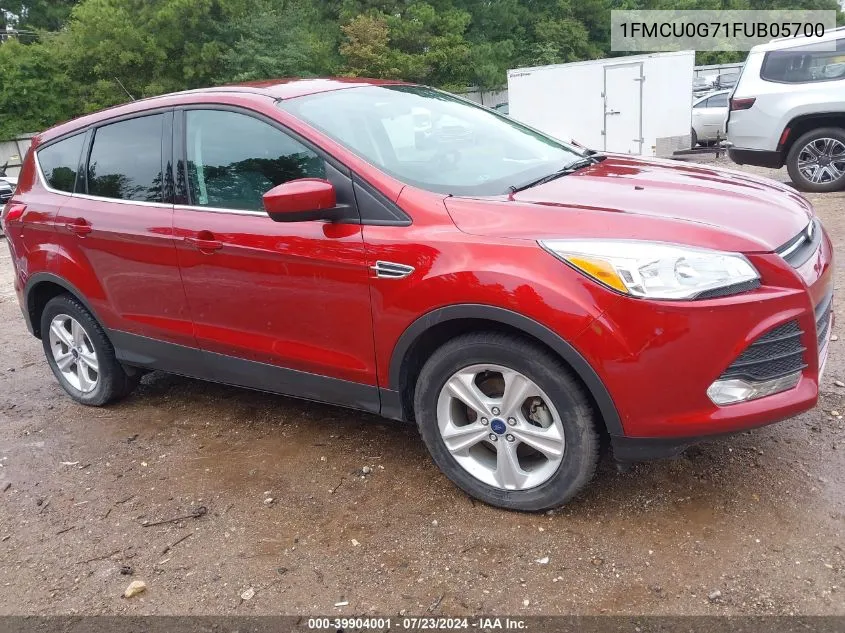 1FMCU0G71FUB05700 2015 Ford Escape Se